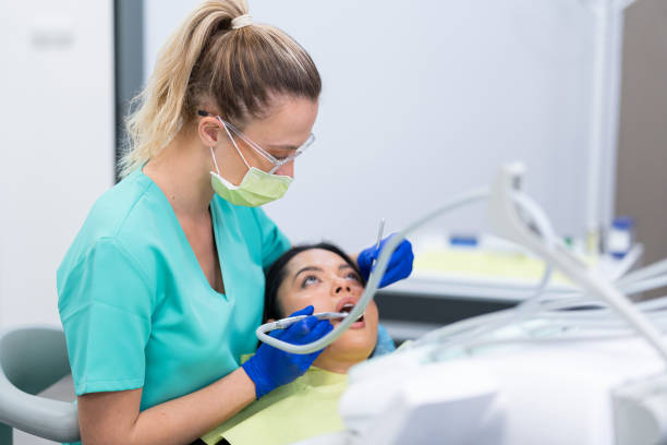 Best Emergency Dentist for Knocked-Out Tooth in Creswell, OR